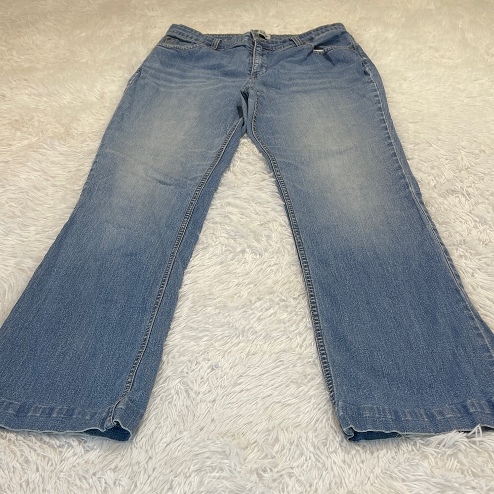 Levi's WOMENS SIZE 14 T Light Blue AT WAIST BOOTCUT Jeans